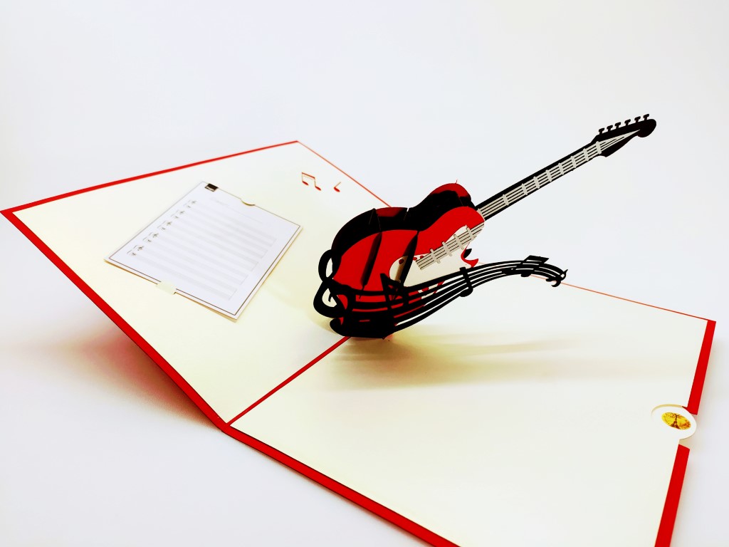 carte pop up guitare : Les guitares peuvent être le symbole d'après-midi  amusants entre amis et de pouvoir passer d'agréables moments en compagnie  les uns des autres. - idee cadeau originale 