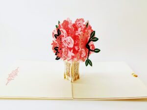 cadeau amoureux-Vase de roses-carte Pop Up 3D, carte de voeux, carte de félicitation, d'amour chez cartepopup.com